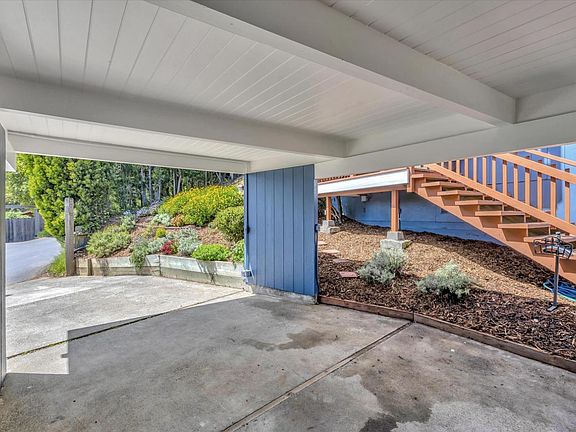 3rd image of 200 Cleveland Drive