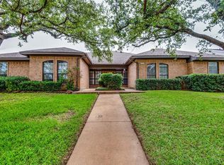 14824 Surveyor Blvd, Addison, TX 75001