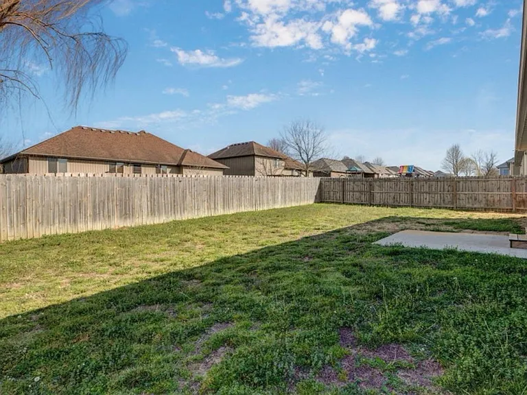 1450 S Olde Savannah Ave — Photo 20