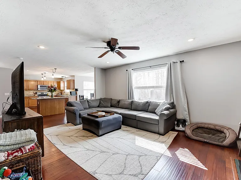 6700 Bartlett Ct — Photo 28