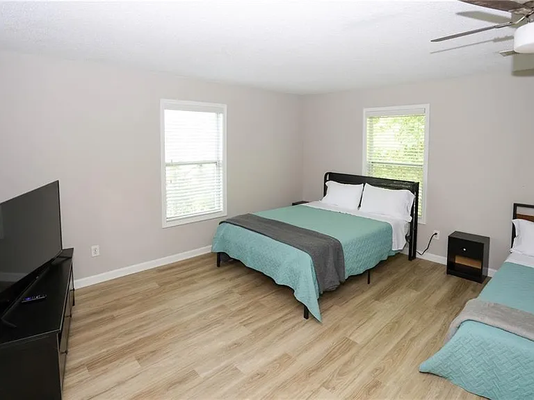 7116 Blairs View Ct #7 — Photo 3