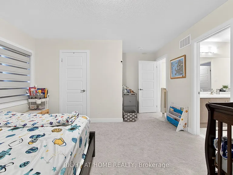 91 Monteith Dr — Photo 25