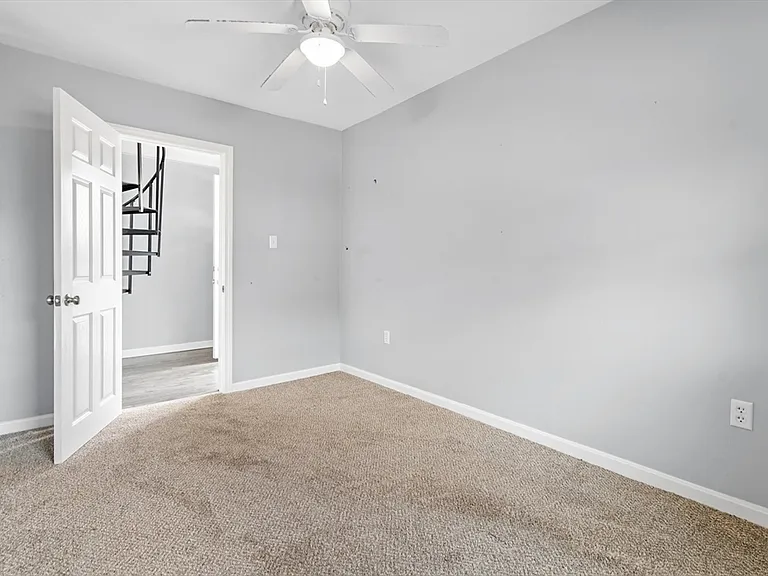 49 Prospect St #2 — Photo 11