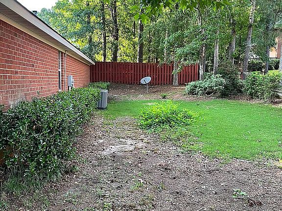 5th image of 4659 Leeward Dr