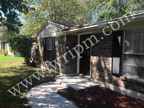 2nd image of 2704 Tina Ln