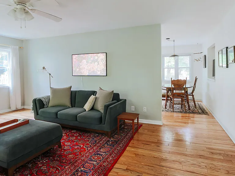 930 Saint Charles Ave — Photo 5