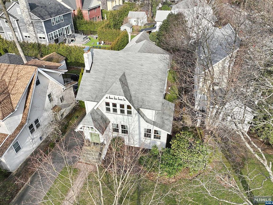 1st image of 128 Glenwood Ave