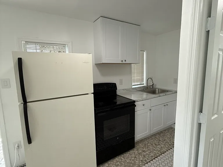 3705 SW 13th Ct #1 — Photo 4