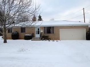 7170 Normandy Dr, Parma, OH 44134