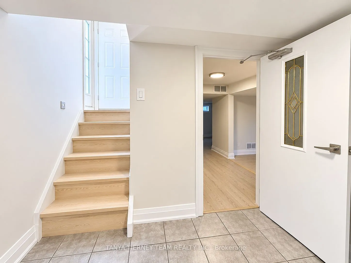 3 bed, $1,900 — Photo 4