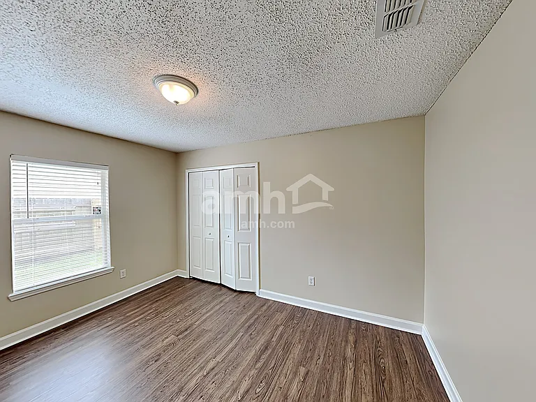 6076 Scenic Meadow Ln — Photo 18