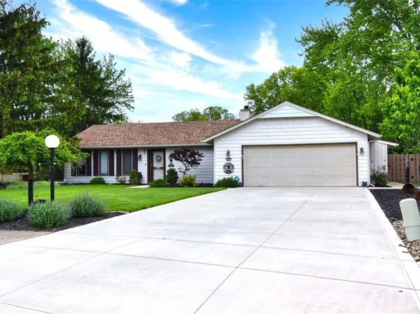 10797 Meadowgrass Rd, Strongsville, OH 44149