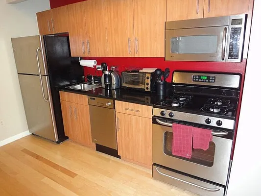 Rented by Empire State Properties | media 48