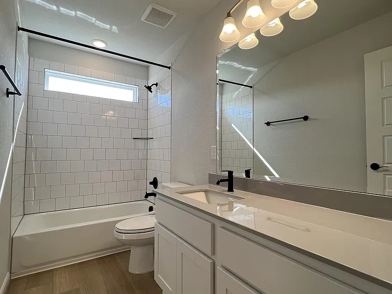 16630 Daylight Ln — Photo 36