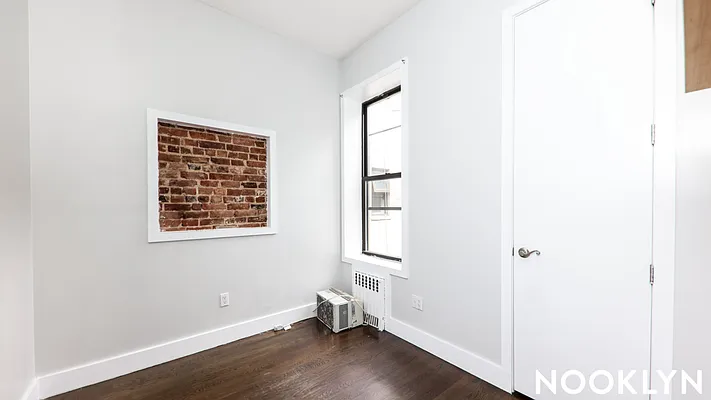 Rented by Nooklyn NYC LLC | media 31