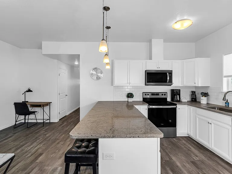 566 Graff Dairy Ct — Photo 8