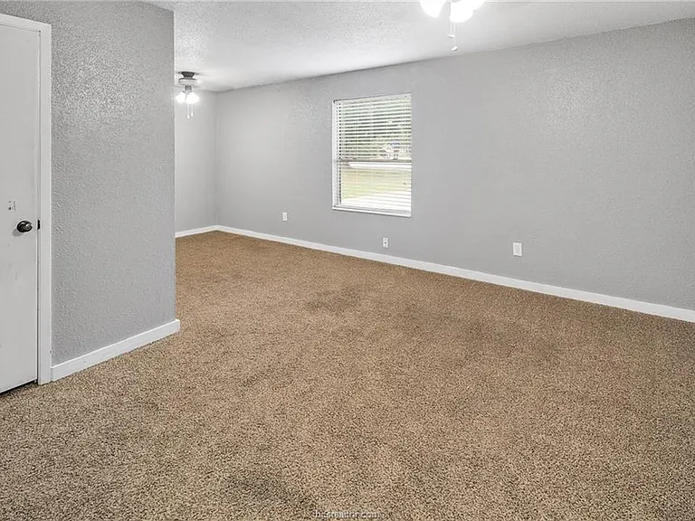 1601 Brentwood Dr #A — Photo 12