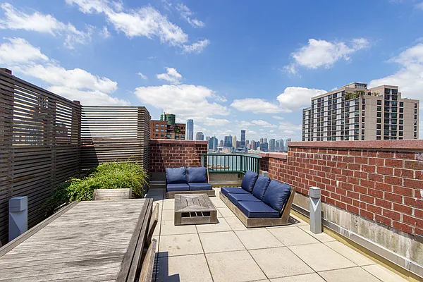 Rented by Platinum Properties | media 10