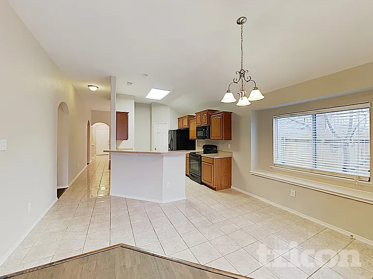 2934 Margeaux Dr — Photo 7