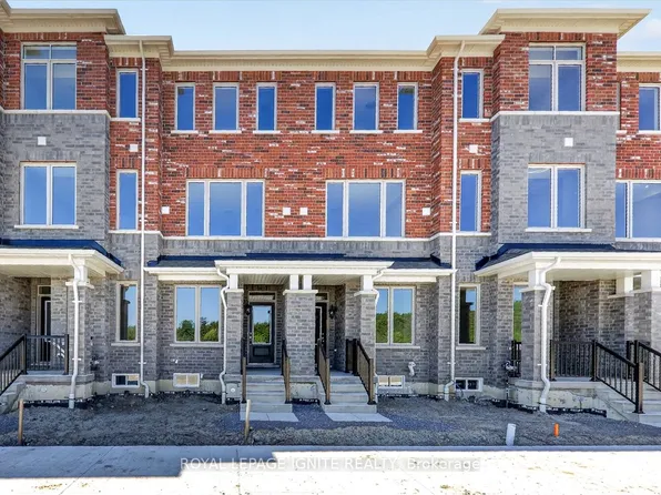 2936 Whites Rd, Pickering, ON L1X 0R5