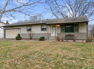 831 22nd Ave NW, New Brighton, MN 55112