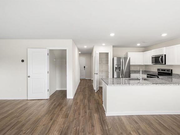 2nd image of 226 Ingleby Rd