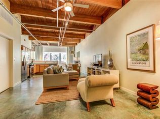 509 Elm St APT 202, Dallas, TX 75202