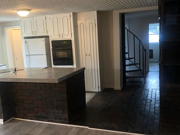 2nd image of 404 N King Ave APT A