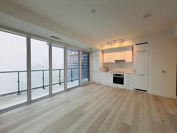 3rd image of 634 Church St #3509