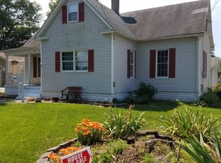 412 E Leonard St, Staunton, IL 62088