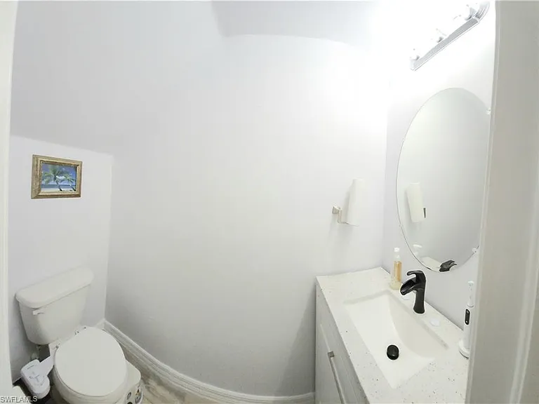 2109 NW 2nd Ave — Photo 32