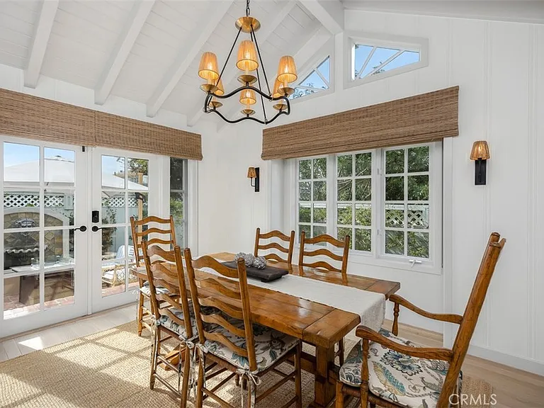 501 Lombardy Ln — Photo 12