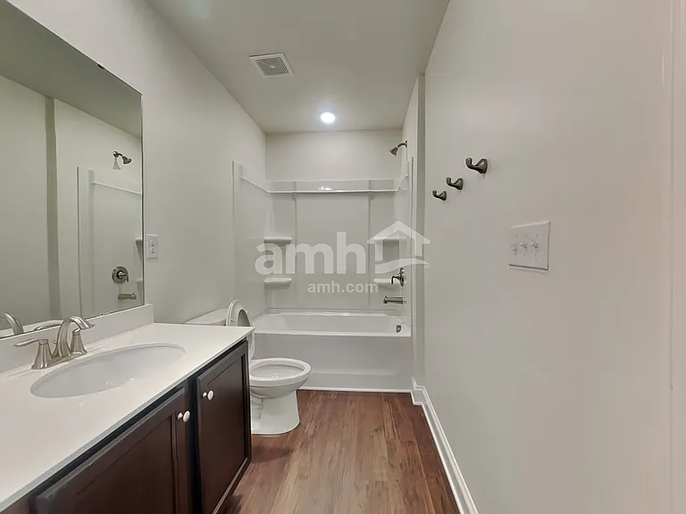 611 Rivermist Dr — Photo 18