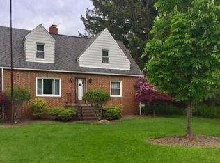 26600 Rose Rd, Westlake, OH 44145