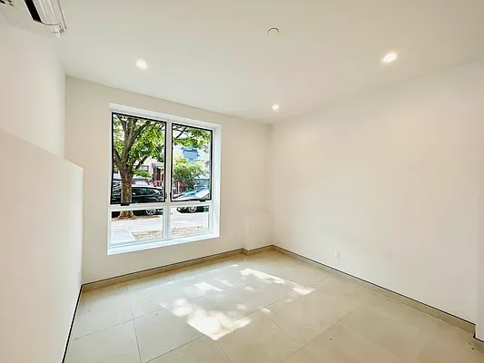 Rented by GROOME REALTY LLC | media 6