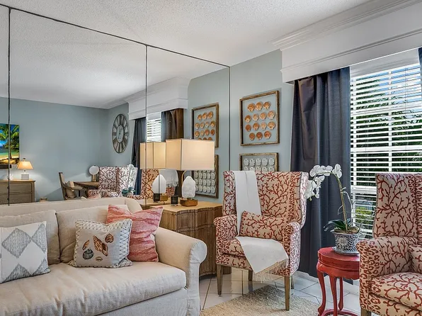 400 Beach Rd APT 117, Vero Beach, FL 32963