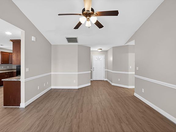 5th image of 24 Hicks Rd