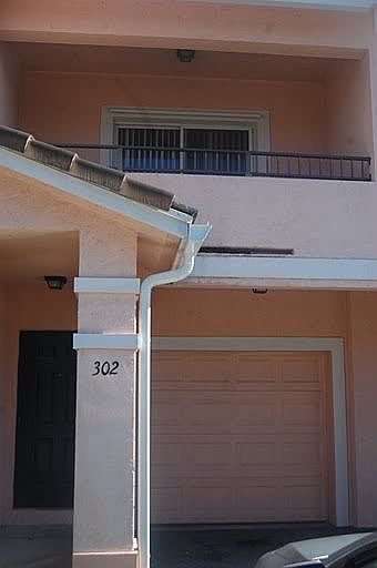 1st image of 302 Belmont Ln