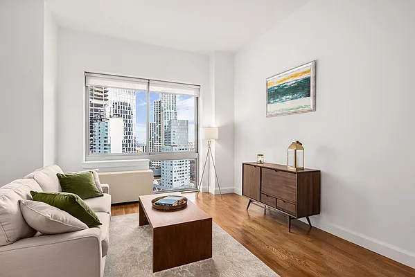 Rented by Compass | media 65