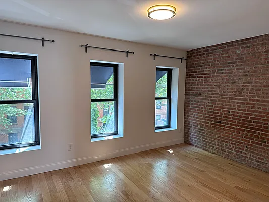 Rented by Madison Estates Sotheby's International Realty | media 14