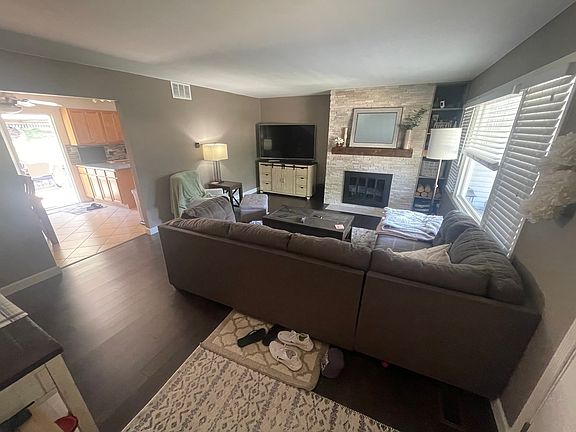 2nd image of 1634 Cambourne Ln