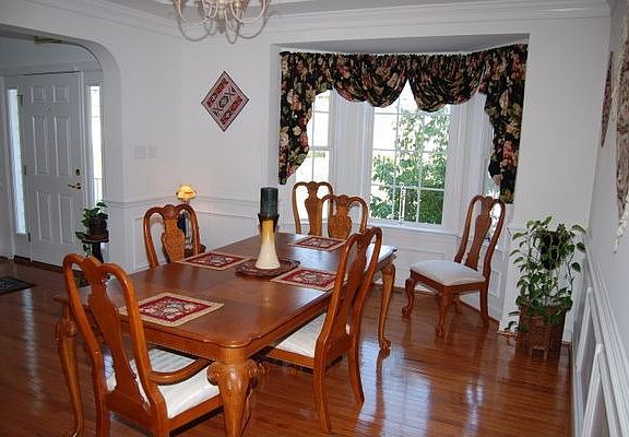 5th image of 4944 Riverplace Ct