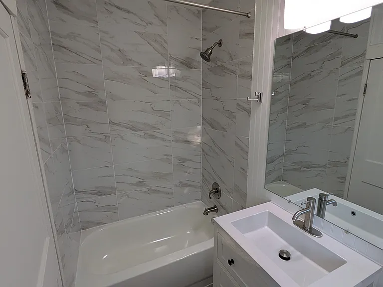 Fully Updated Bathroom