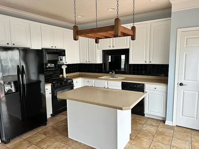 13388 Golden Gate Dr W — Photo 13