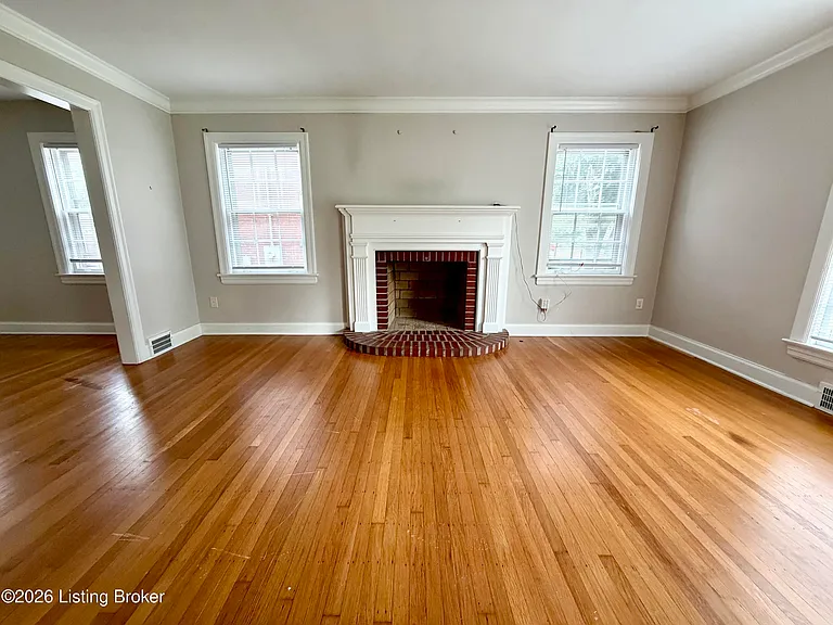 2211 Tyler Ln #1 — Photo 2