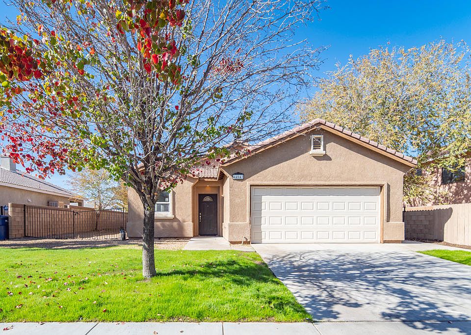 1st image of 44047 Parkview Ln