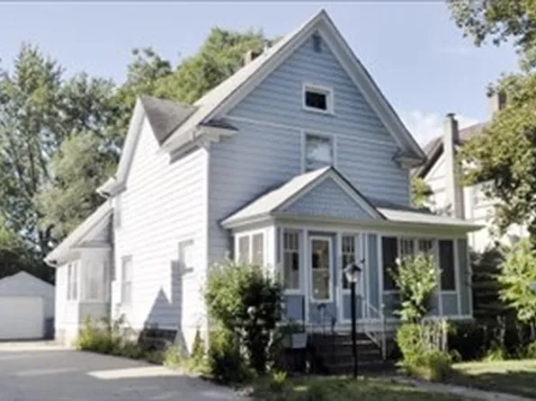 826 Reed Ave, Kalamazoo, MI 49001