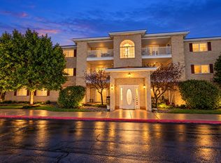 2039 W 75th Pl Unit 15, Merrillville, IN 46410