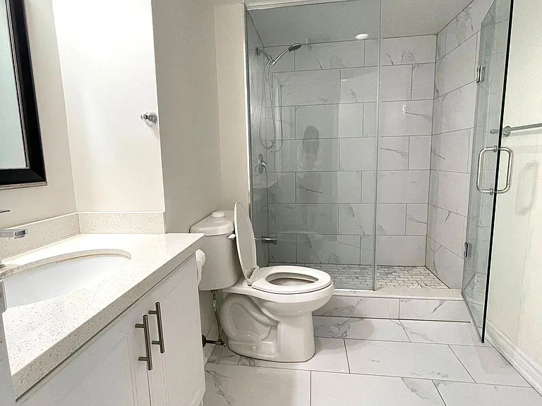 75 Bamburgh Cir #2022 — Photo 8