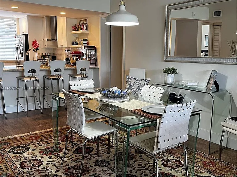 1518 Whitehall Dr #104 — Photo 9